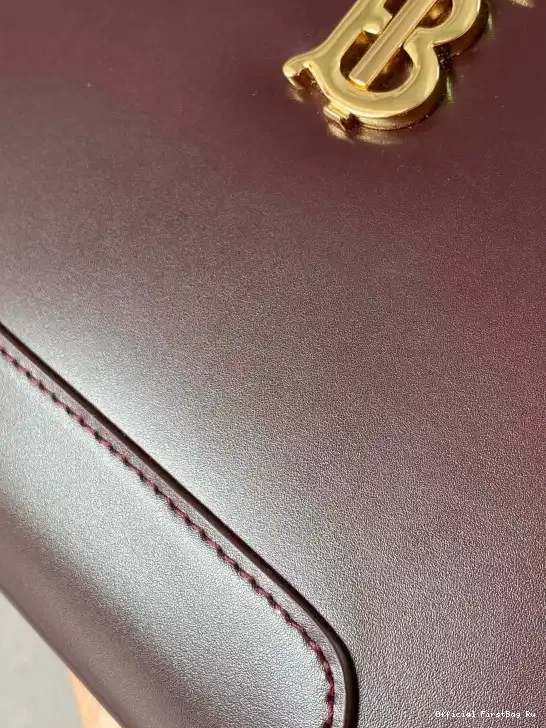 Official FirstBag Ru TB BURBERRY Leather Bag Shoulder 0506